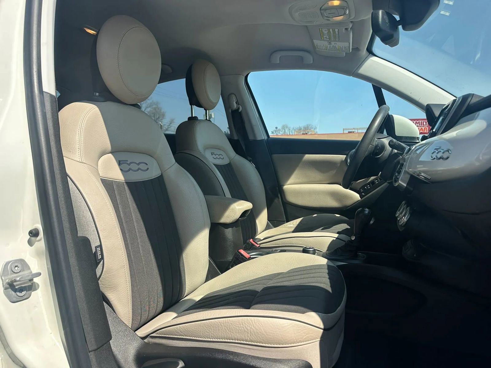 Used 2016 FIAT 500X Lounge image 12