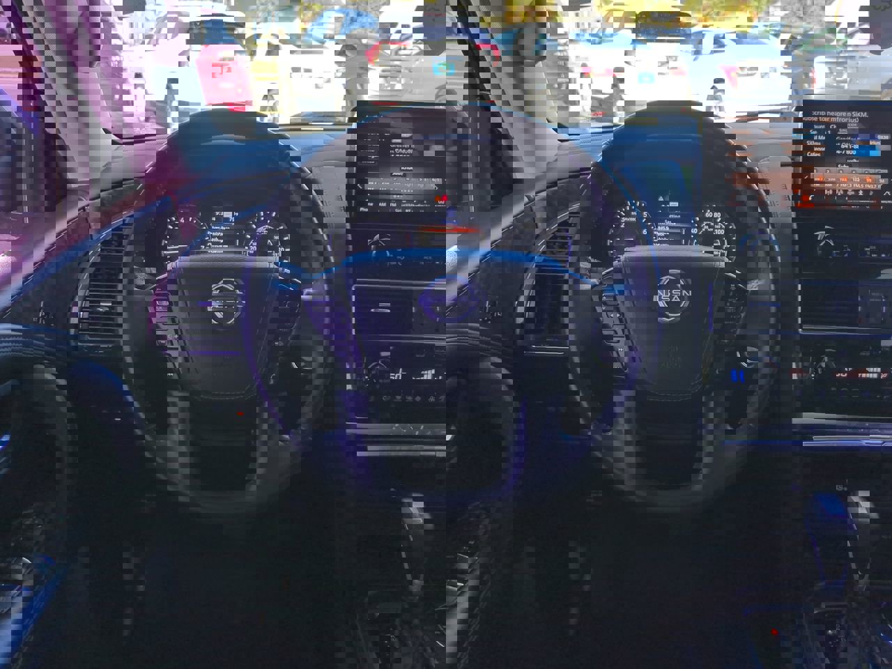 Used 2021 Nissan Armada Platinum image 17