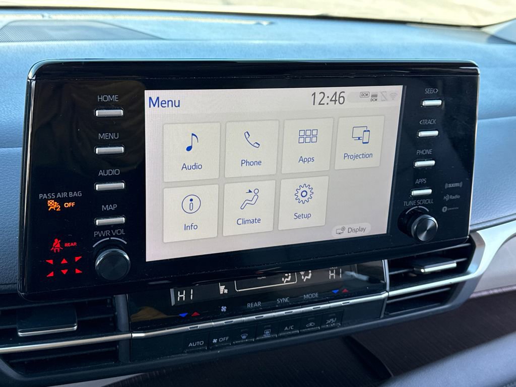 Used 2024 Toyota Sienna LE image 22