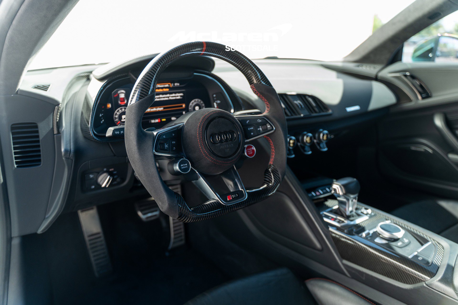 Used 2018 Audi R8 V10 w/ Premium Package image 13