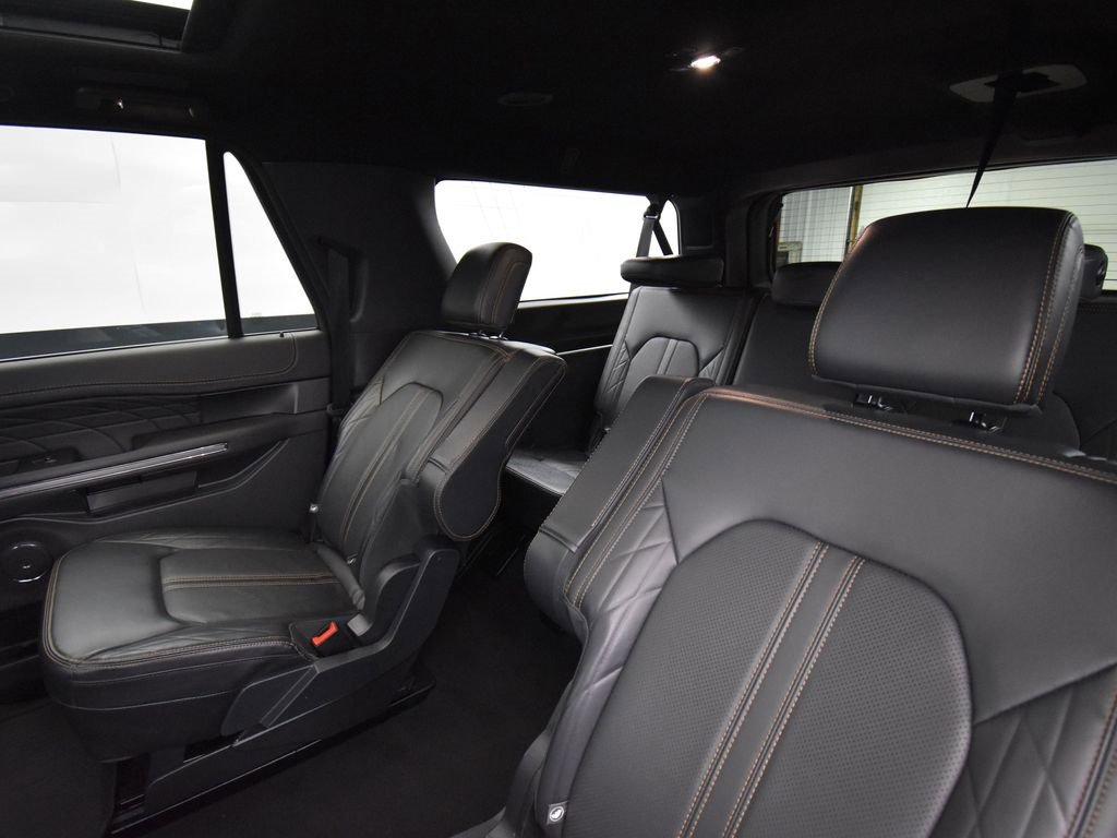 Certified 2024 Ford Expedition Max Platinum image 12