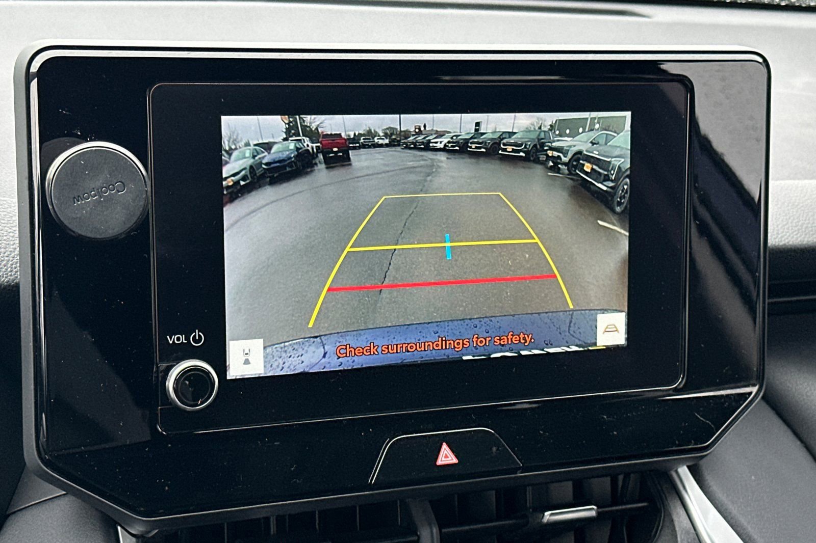 Used 2024 Toyota Venza LE image 19