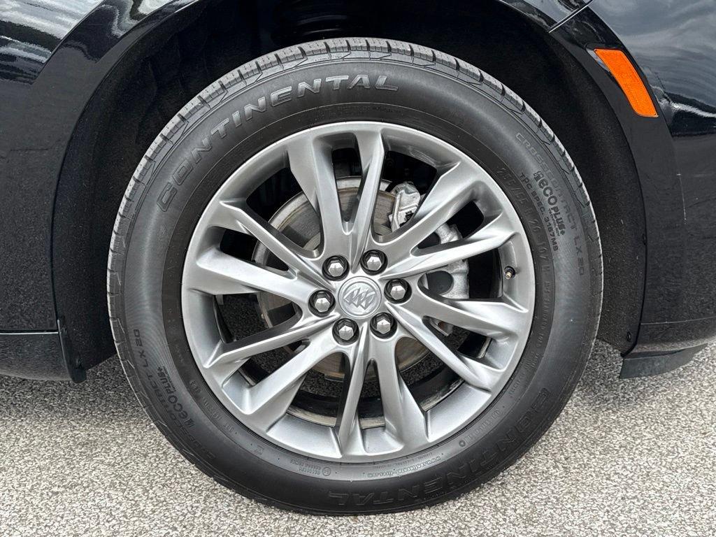 Used 2022 Buick Enclave Avenir w/ Avenir Technology Package AWD/4WD image 43