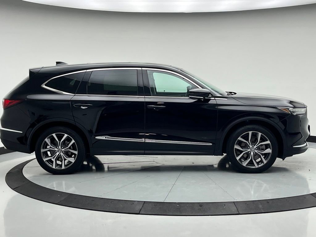 Used 2023 Acura MDX SH-AWD w/ Technology Package image 4