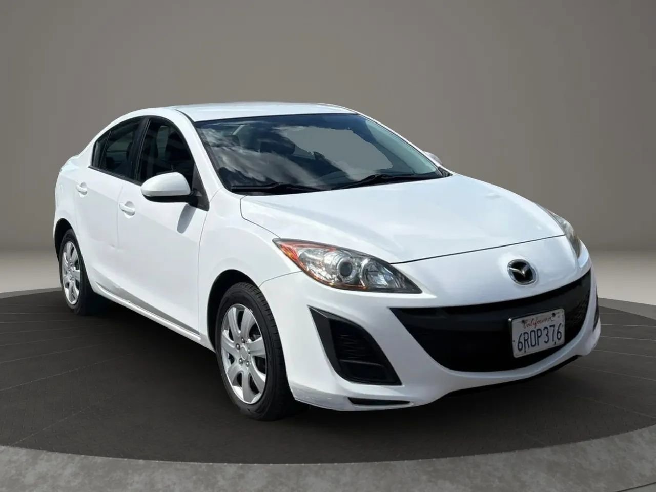 Used 2011 MAZDA MAZDA3 i Sport FWD image 4