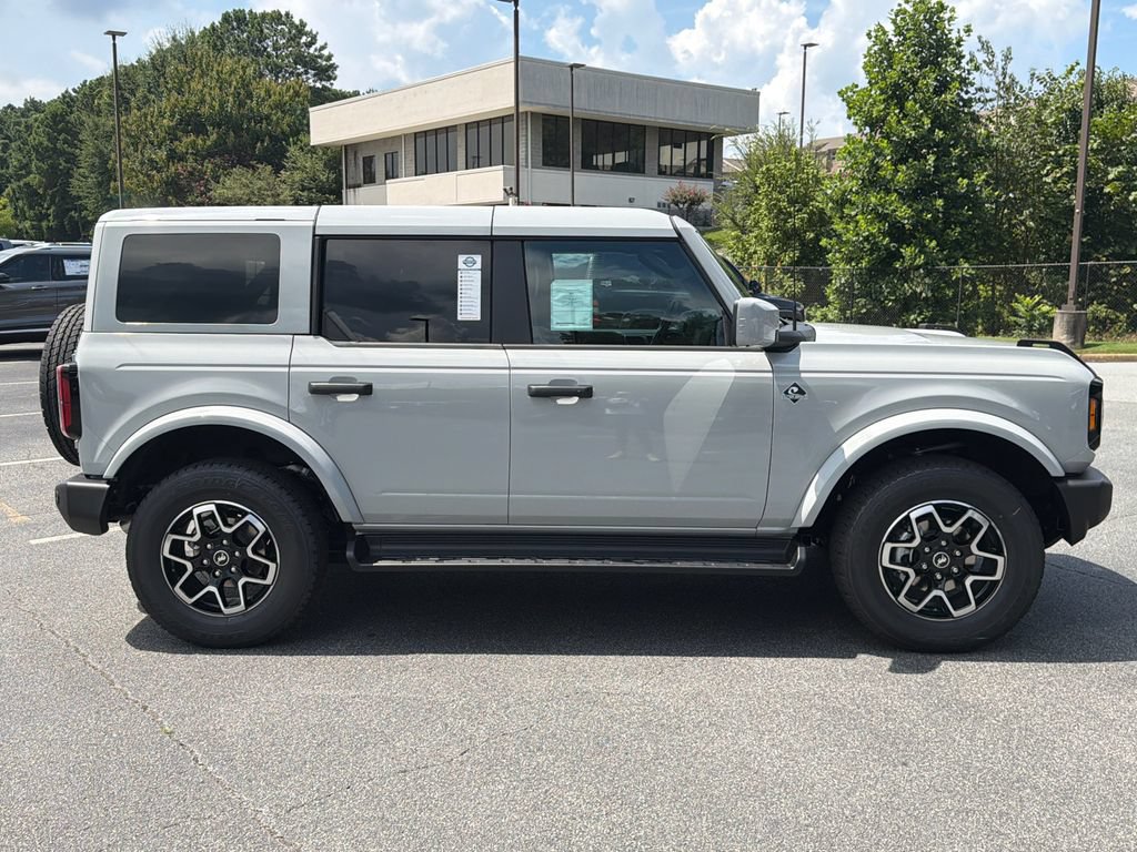 New 2026 Ford Bronco Outer Banks AWD/4WD image 8
