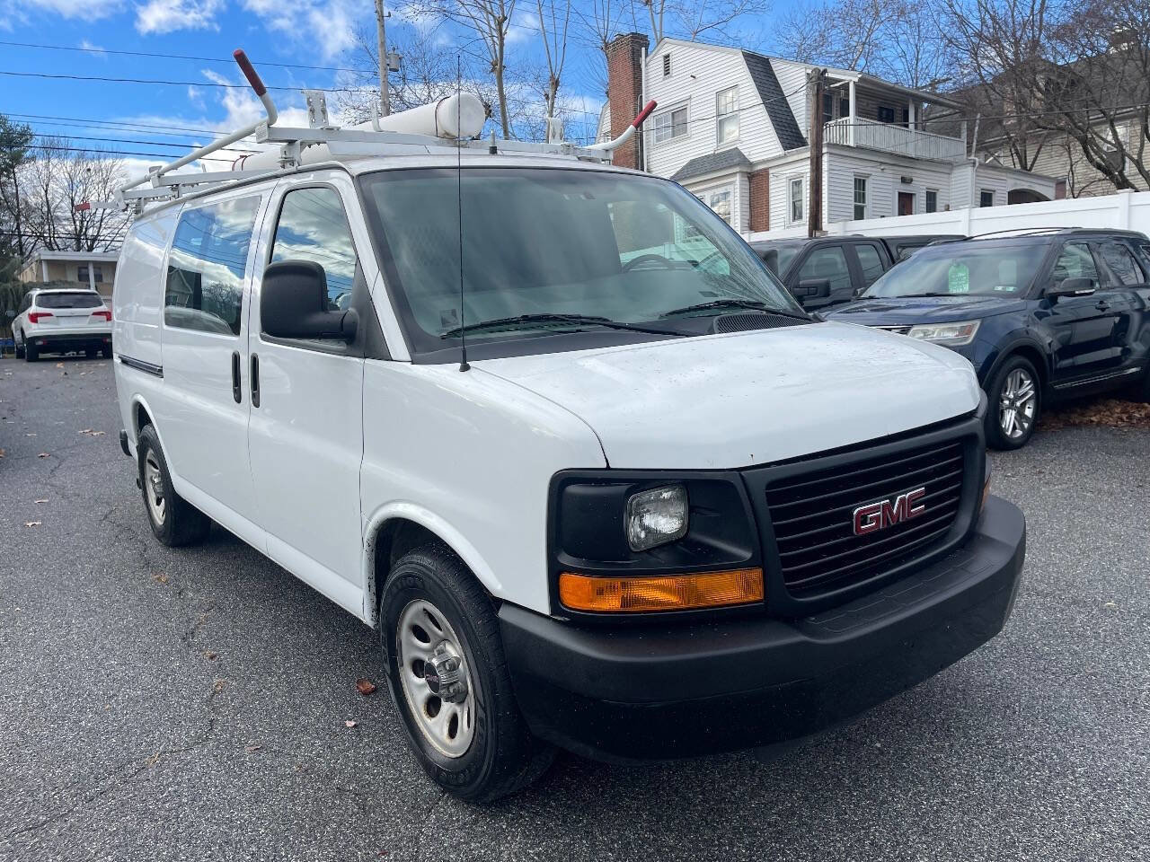 Used 2014 GMC Savana 1500 AWD image 8