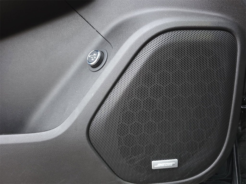 Certified 2023 GMC Acadia SLT w/ Preferred Package image 31