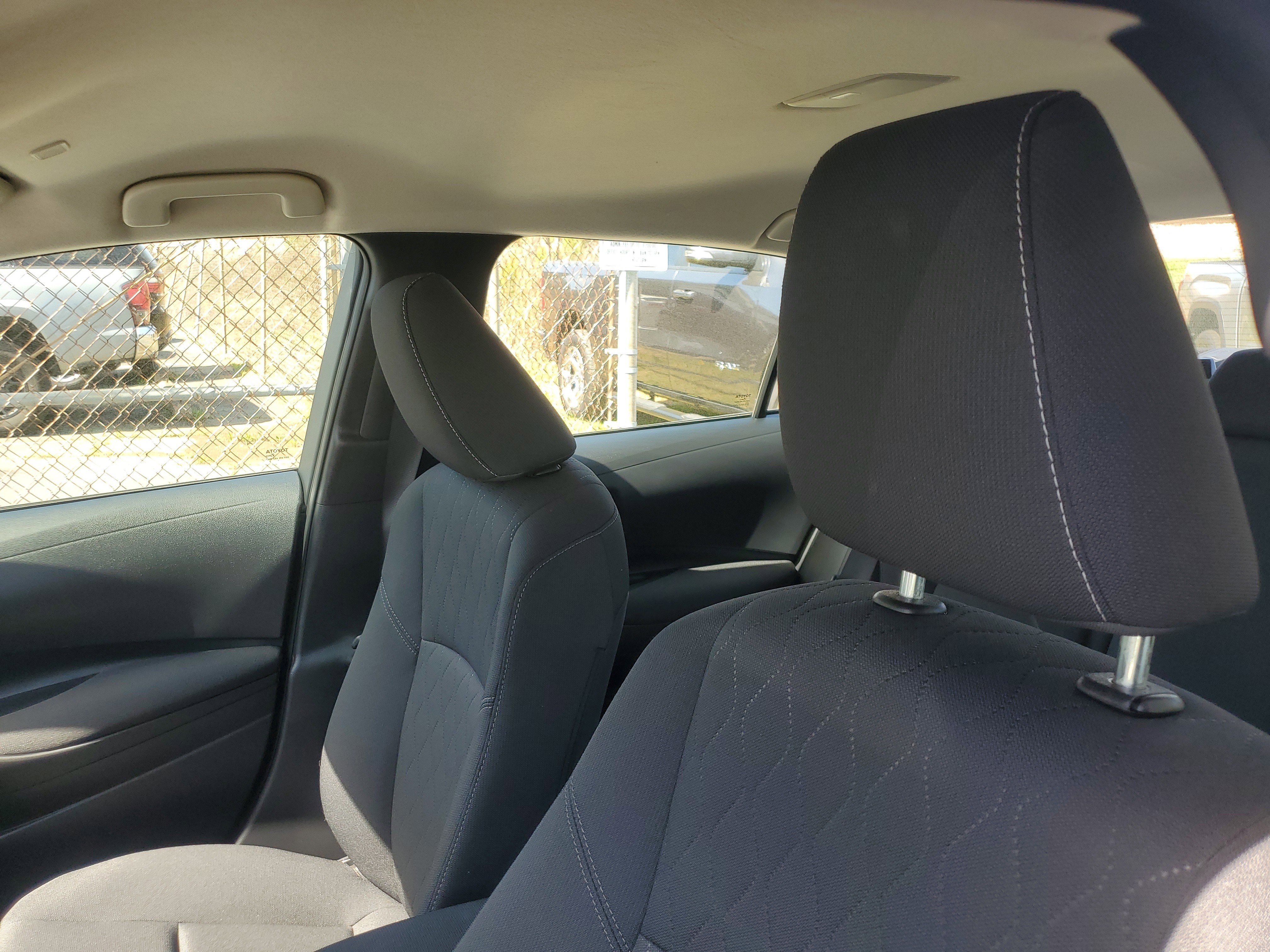 Used 2025 Toyota Corolla LE image 16