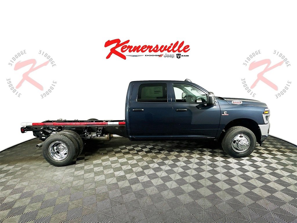 New 2026 RAM 3500 Tradesman image 8
