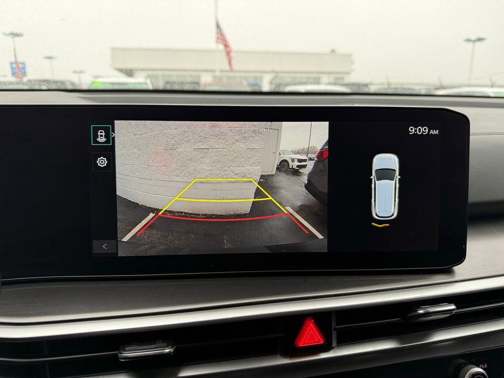 Certified 2024 Kia Sorento S image 44