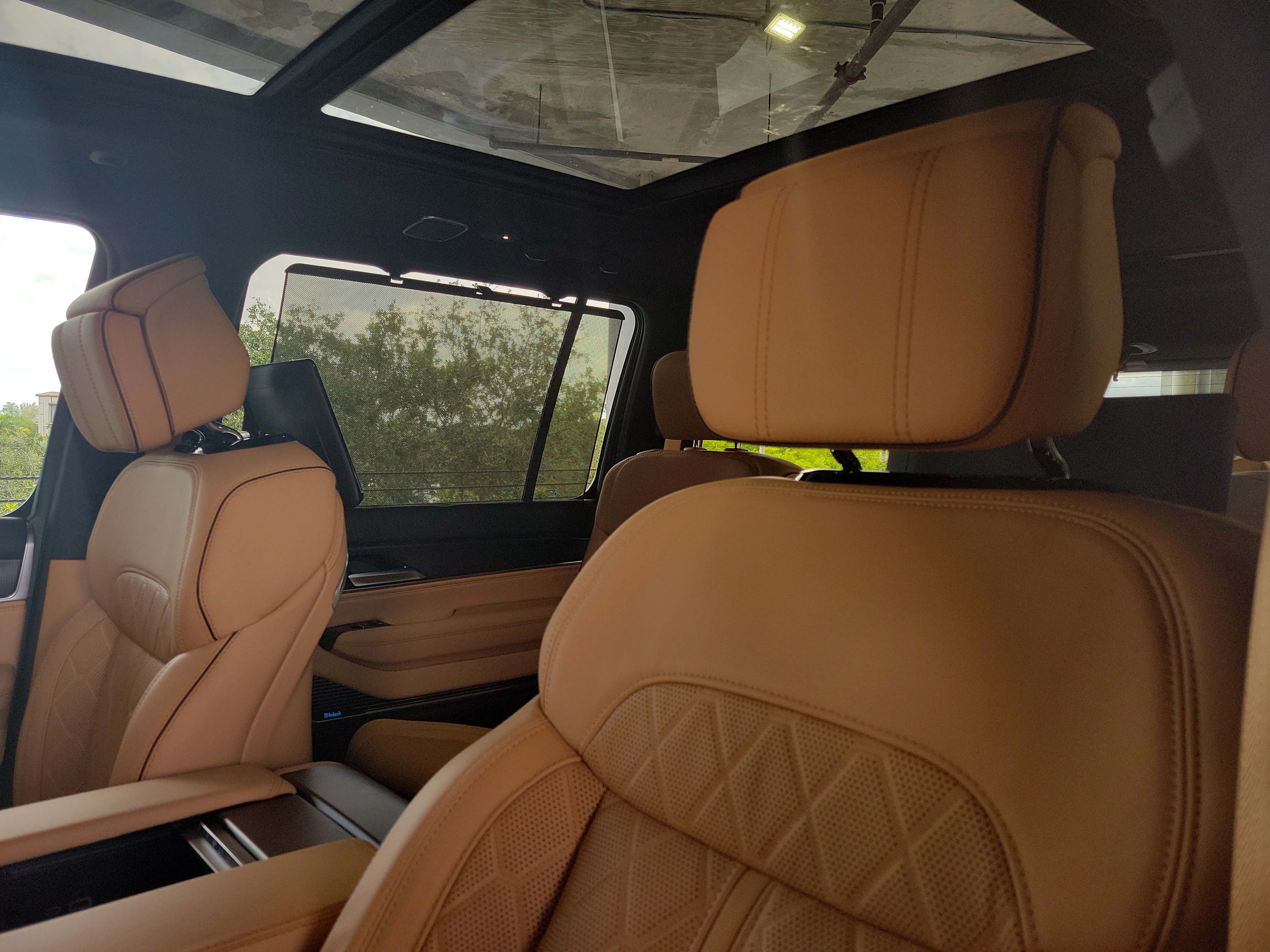 New 2026 Jeep Grand Wagoneer Summit AWD/4WD image 17