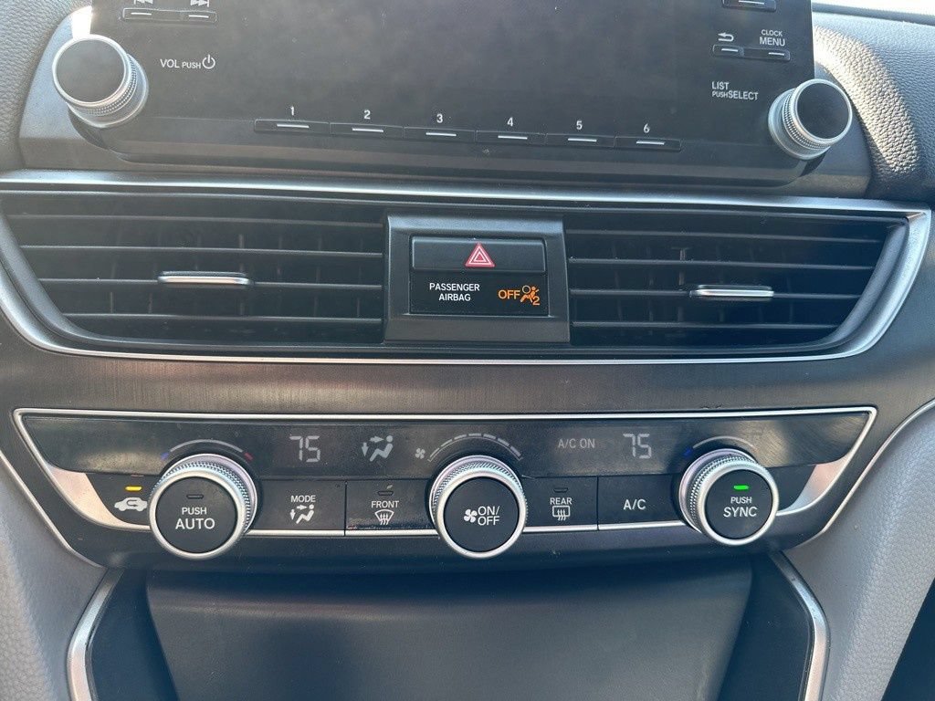 Used 2018 Honda Accord LX image 28