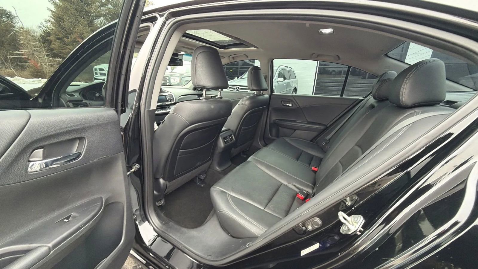 Used 2013 Honda Accord EX-L image 33