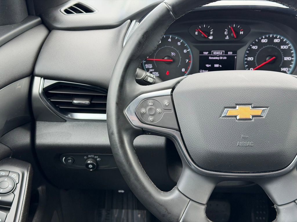 Used 2023 Chevrolet Traverse LT FWD image 30