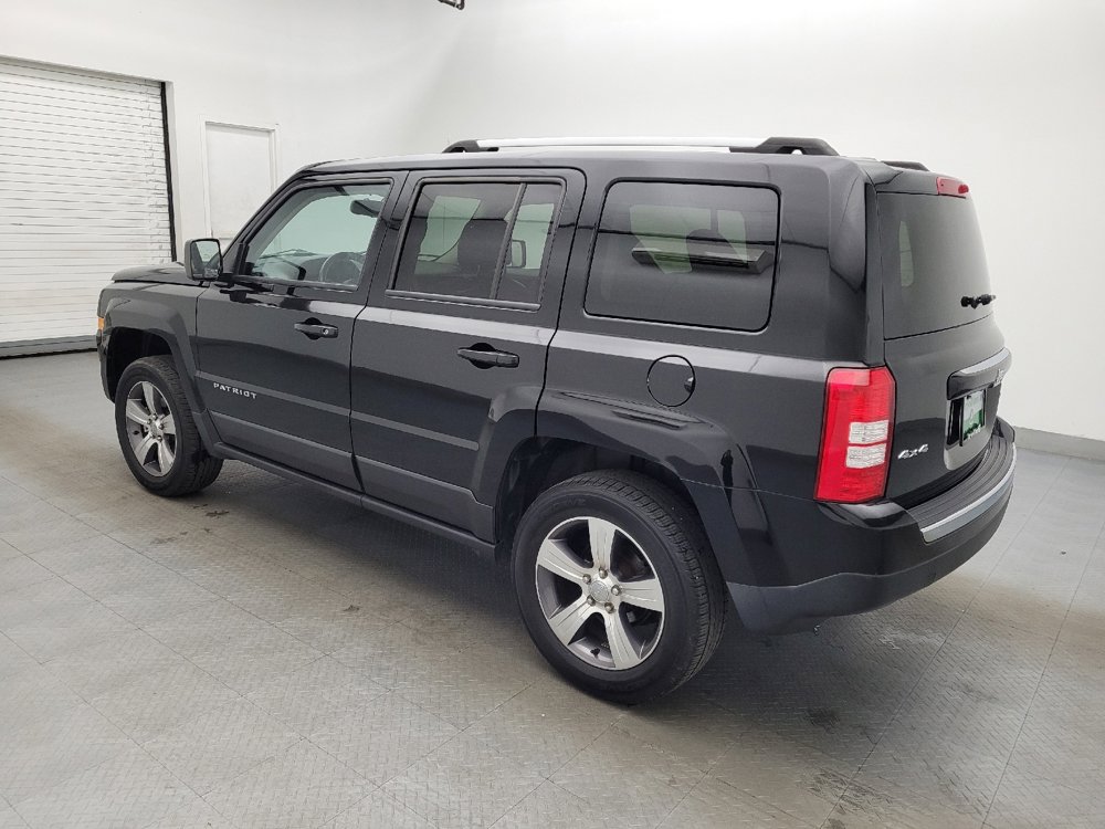 Used 2017 Jeep Patriot High Altitude image 3