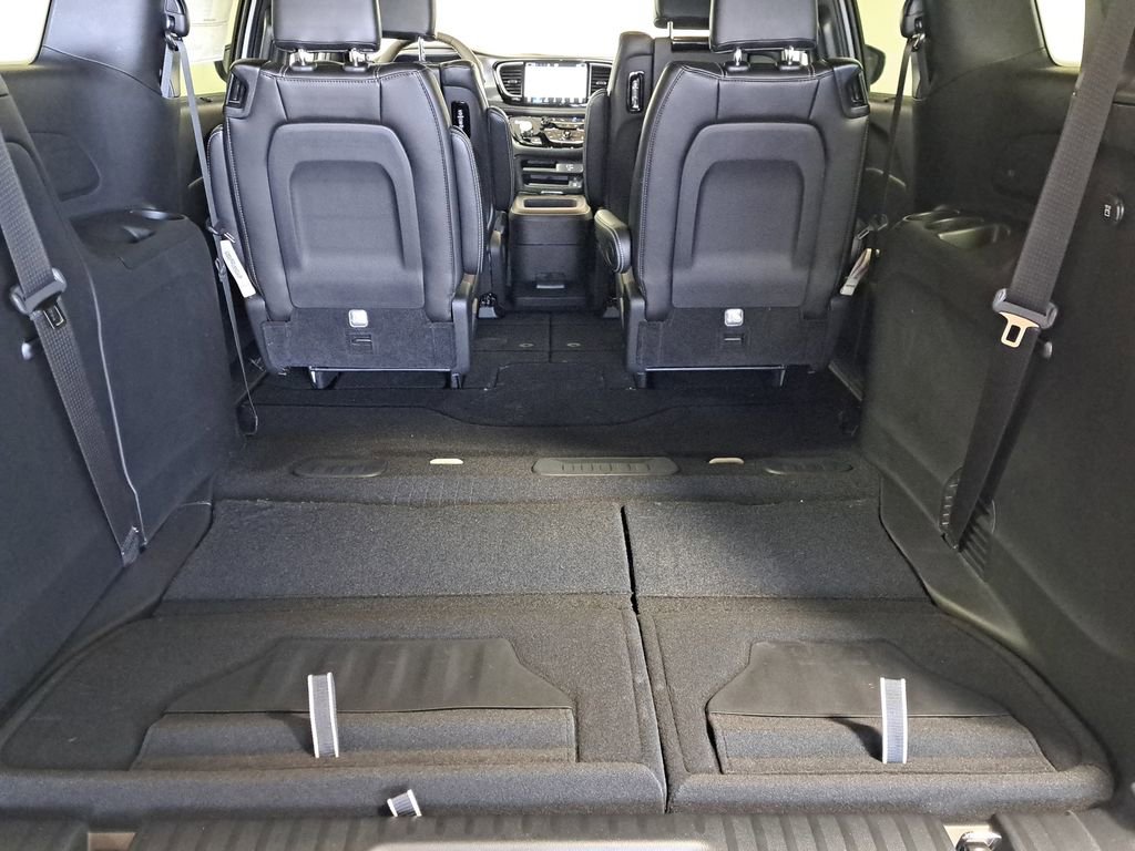 New 2026 Chrysler Pacifica Select image 28