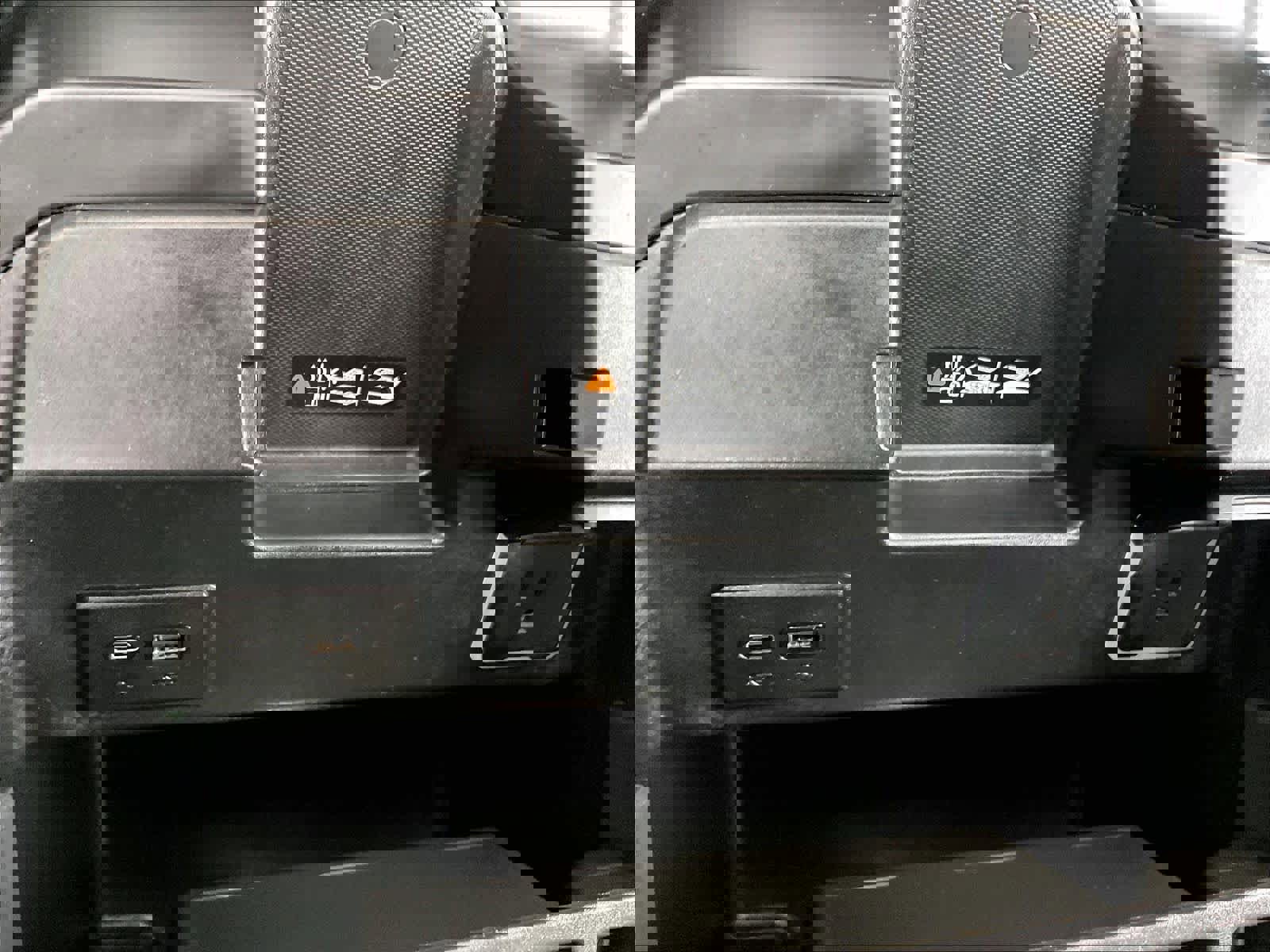 Used 2024 GMC Sierra 2500 Denali Ultimate image 27