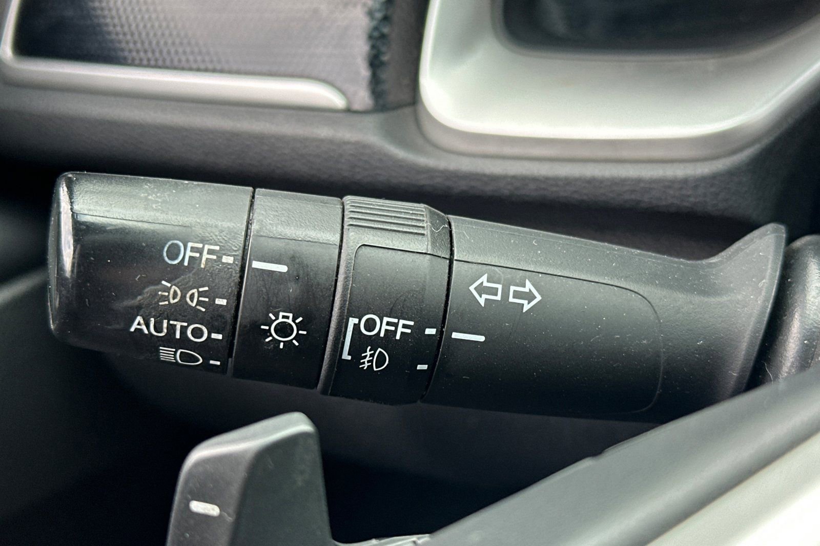 Used 2020 Honda Civic Sport image 34