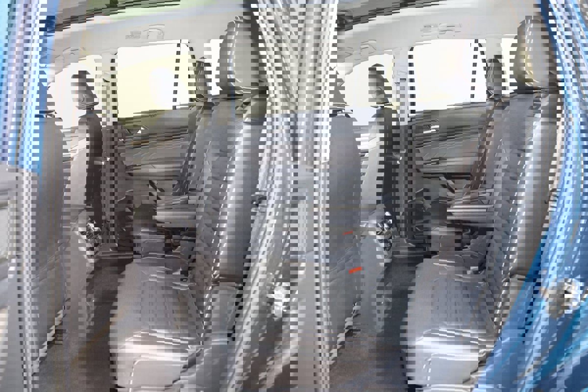 Used 2021 Volkswagen Atlas SEL Premium image 50