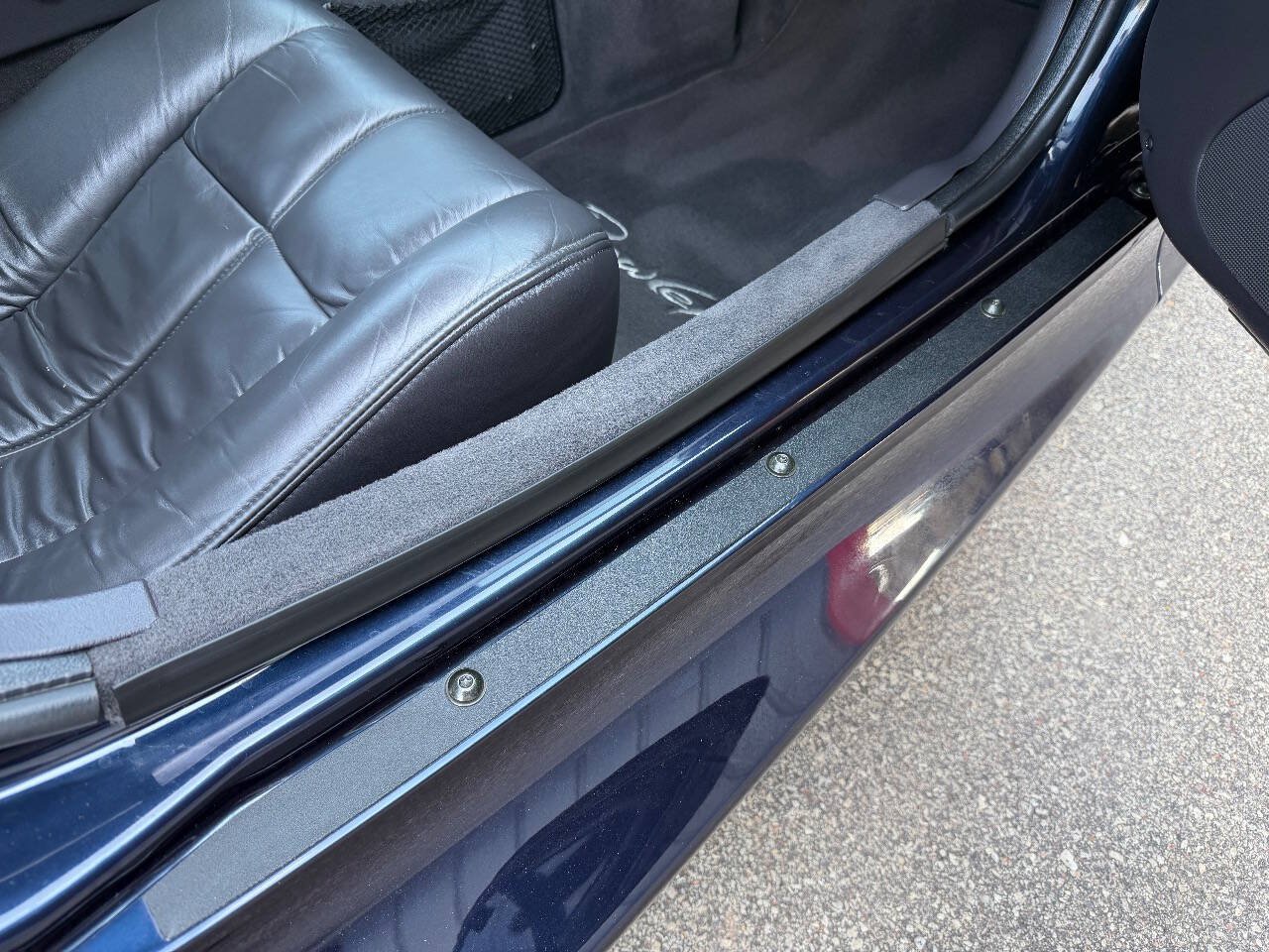 Used 2001 Chrysler Prowler RWD image 25