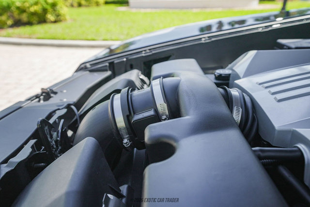 Used 2004 Cadillac XLR image 26