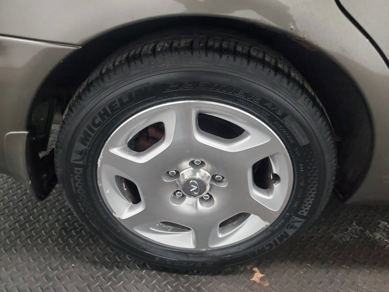 Used 2001 INFINITI I30 image 19