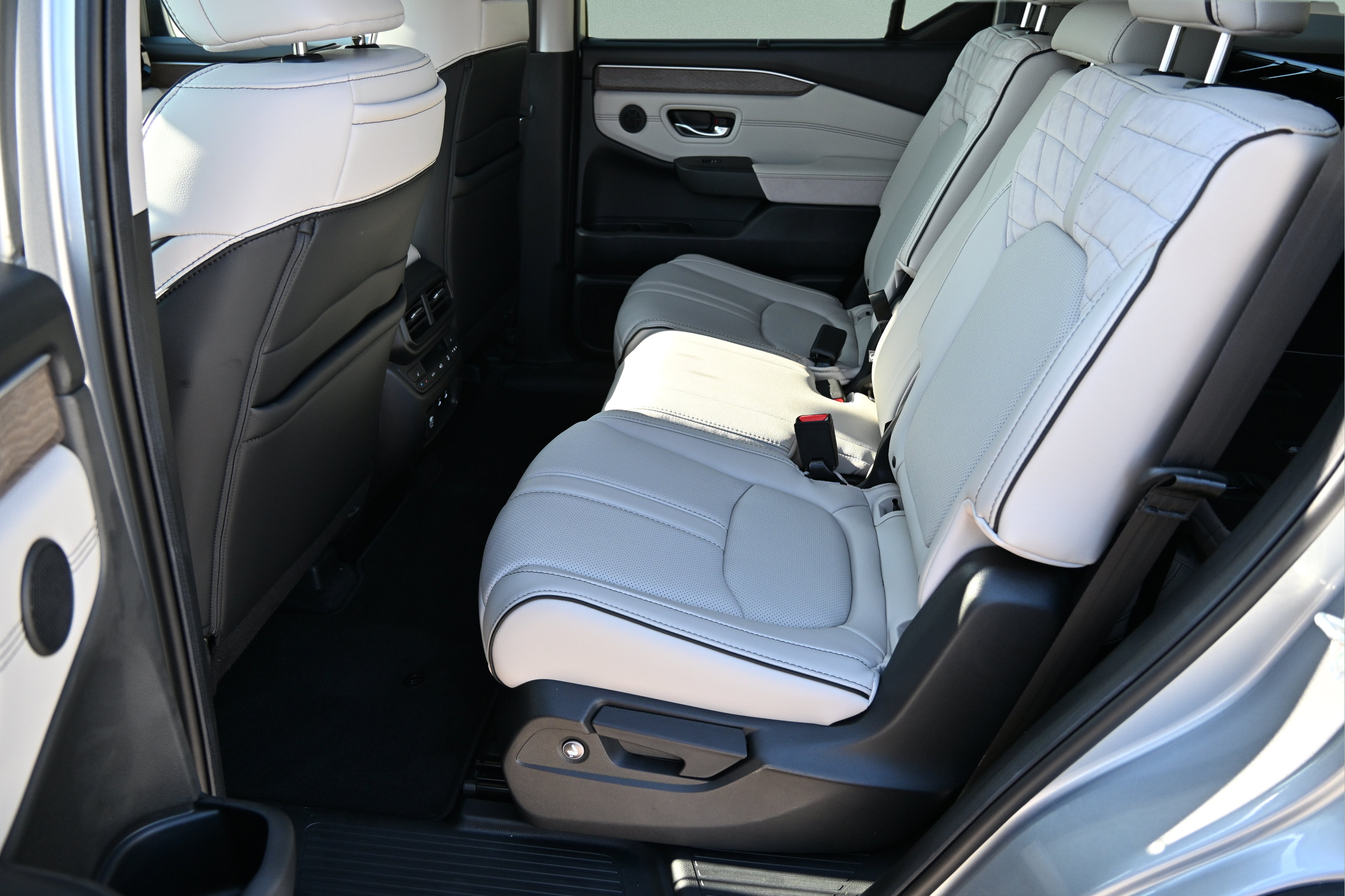 New 2026 Honda Pilot Elite image 16