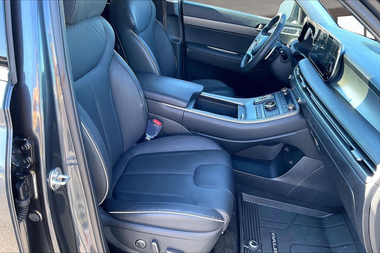 Used 2024 Hyundai Palisade SEL w/ Premium Package image 29