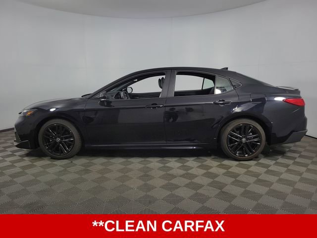 Used 2025 Toyota Camry SE image 5