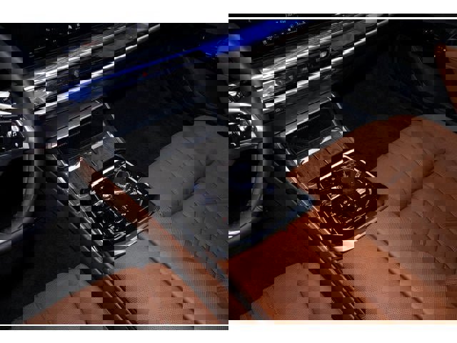 Used 2025 BMW i7 eDrive50 w/ Premium Package image 65