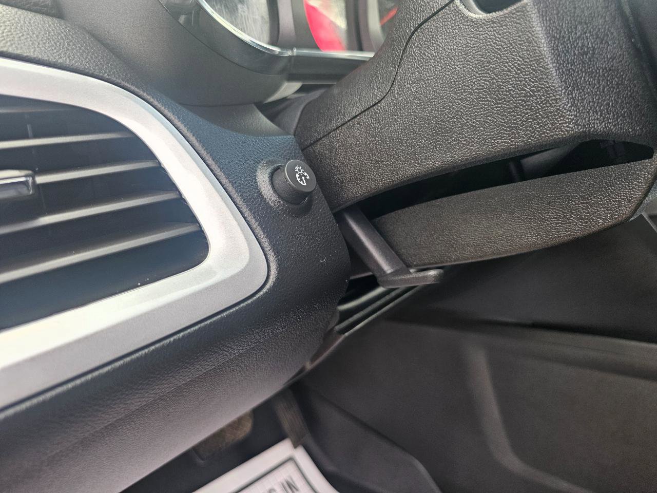 Used 2011 GMC Terrain SLT w/ Cargo Package AWD/4WD image 35