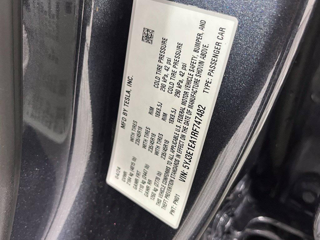 Used 2024 Tesla Model 3 Standard Range RWD image 27