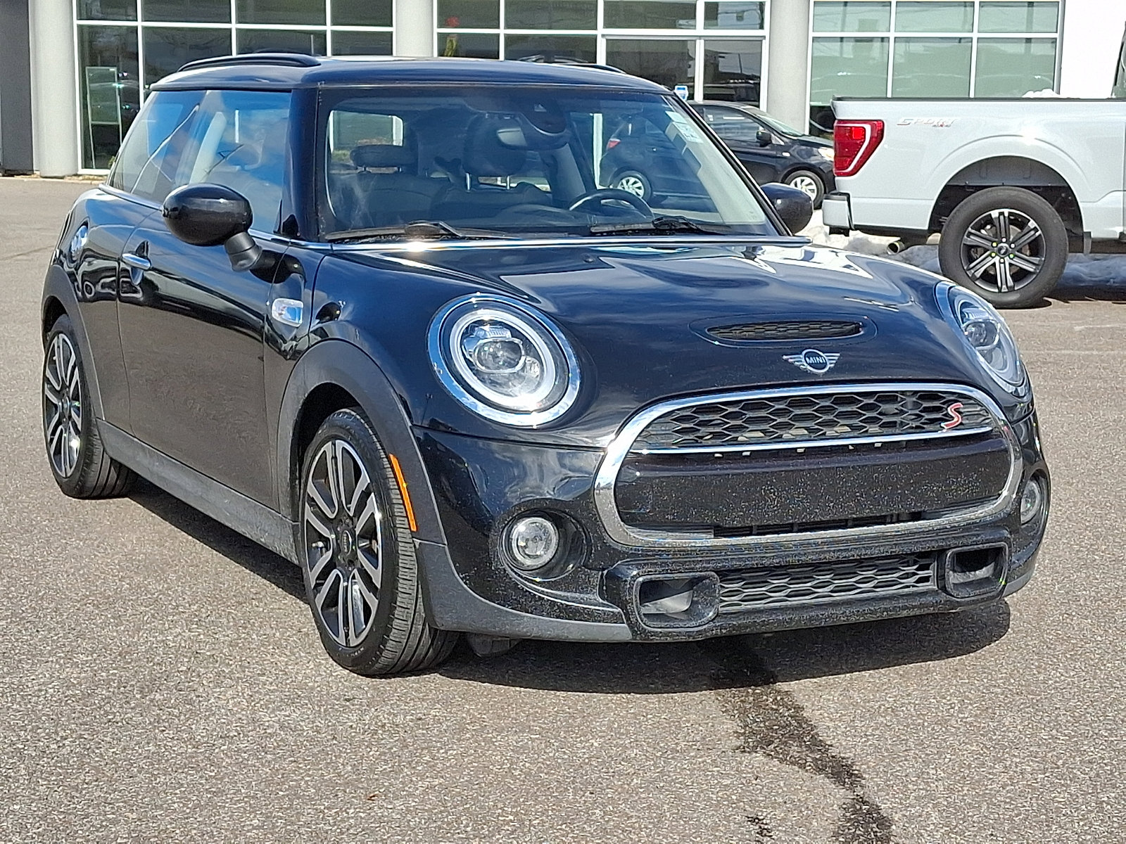 Used 2020 MINI Cooper S image 2