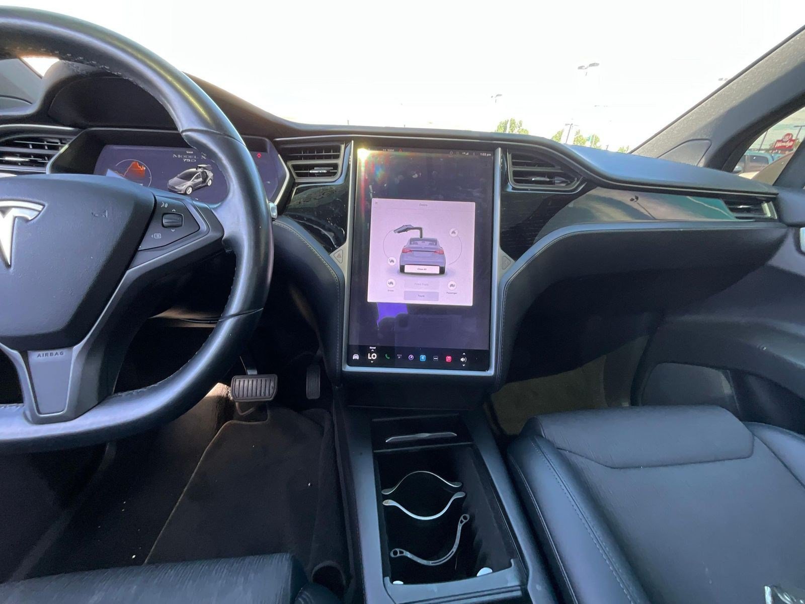 Used 2018 Tesla Model X 100D AWD/4WD image 9