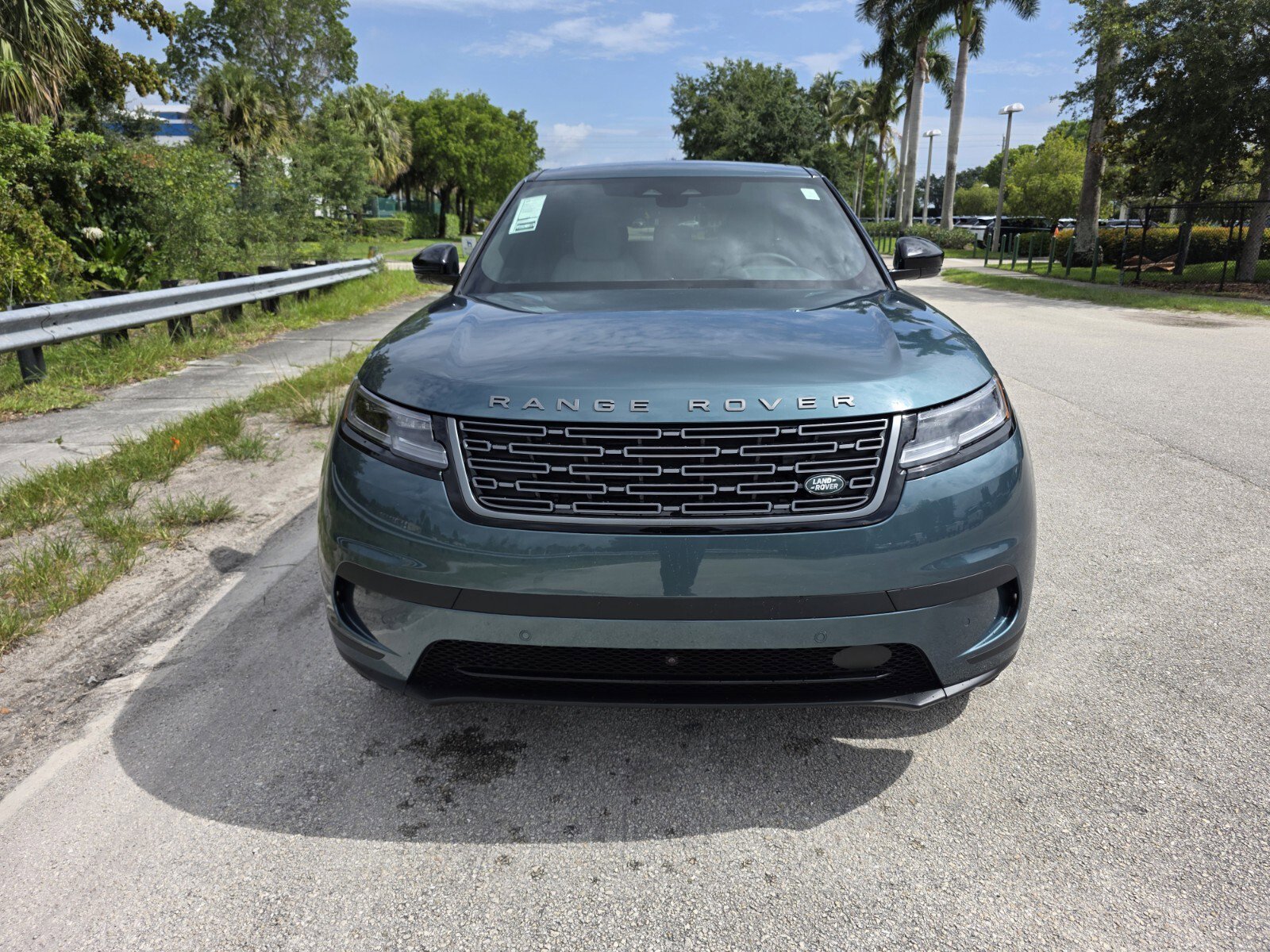 New 2026 Land Rover Range Rover Velar S AWD/4WD image 8
