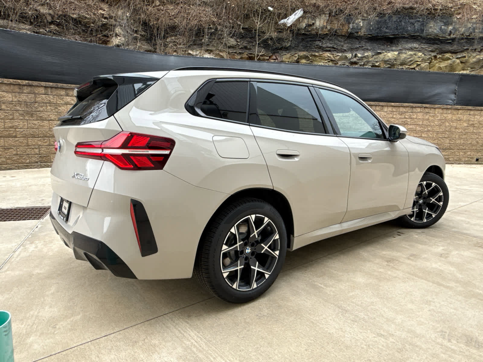 New 2026 BMW X3 xDrive30 w/ M Sport Package image 3