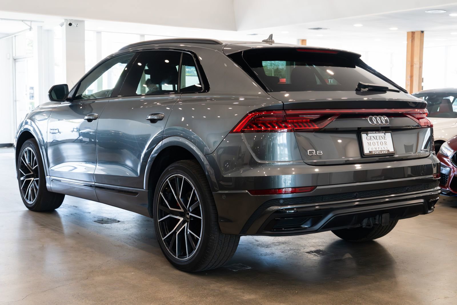 Used 2021 Audi Q8 Premium Plus w/ Premium Plus Package image 6