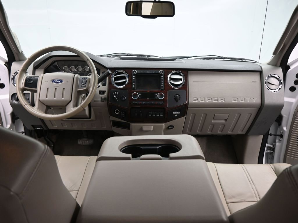 Used 2010 Ford F350 Lariat image 18