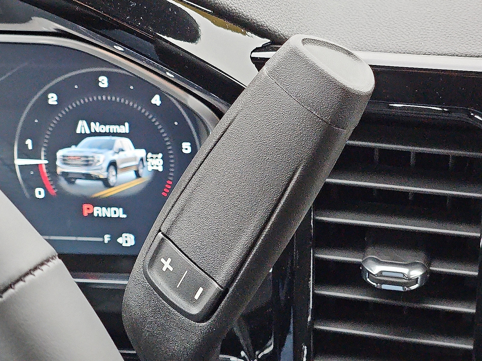 New 2026 GMC Sierra 1500 Elevation image 12