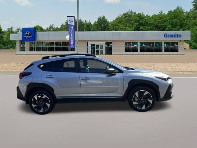 Used 2025 Subaru Crosstrek 2.5i Limited AWD/4WD image 6