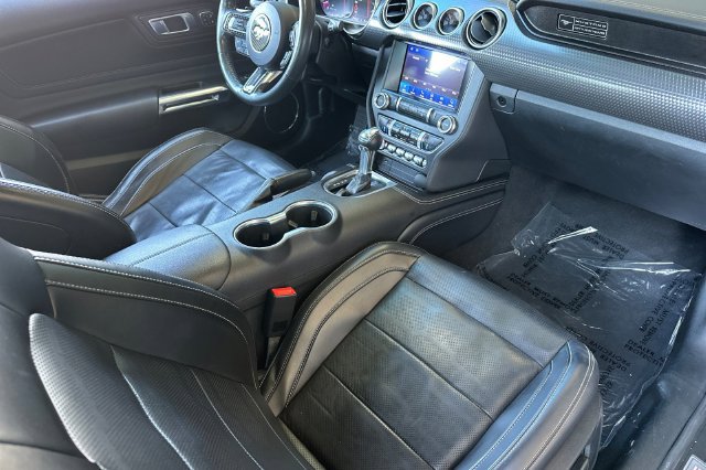 Used 2020 Ford Mustang GT Premium w/ GT Performance Package RWD image 17