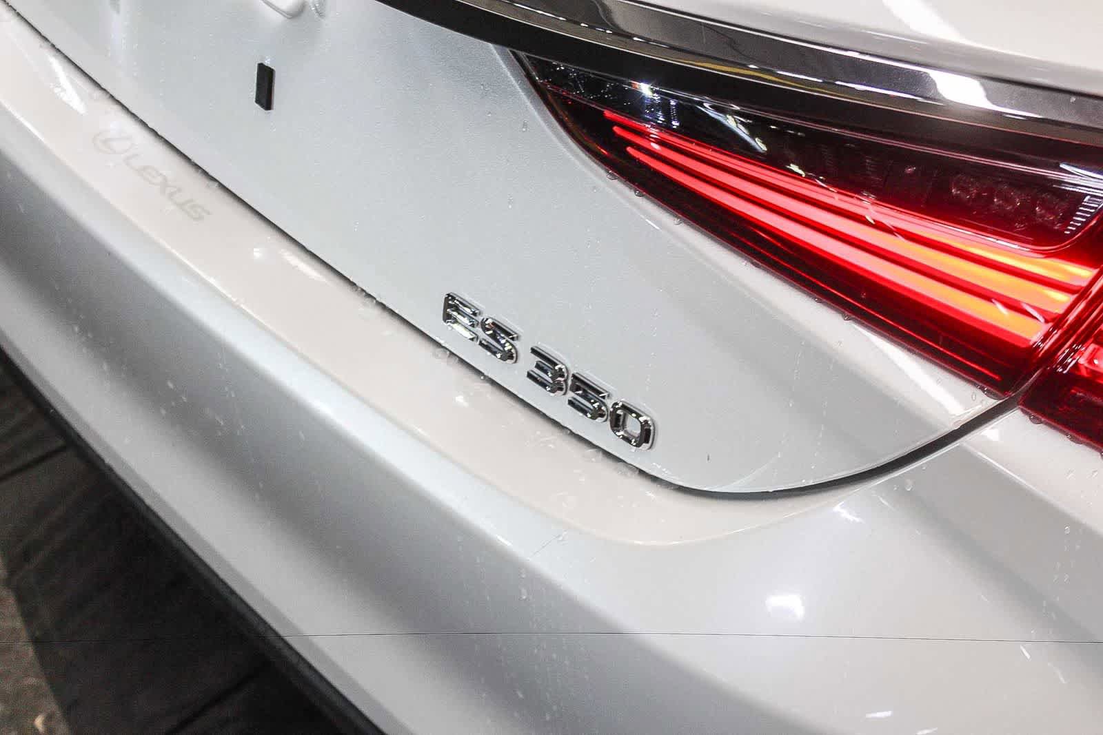 Certified 2025 Lexus ES 350 w/ Accessory Package (Z2) FWD image 11