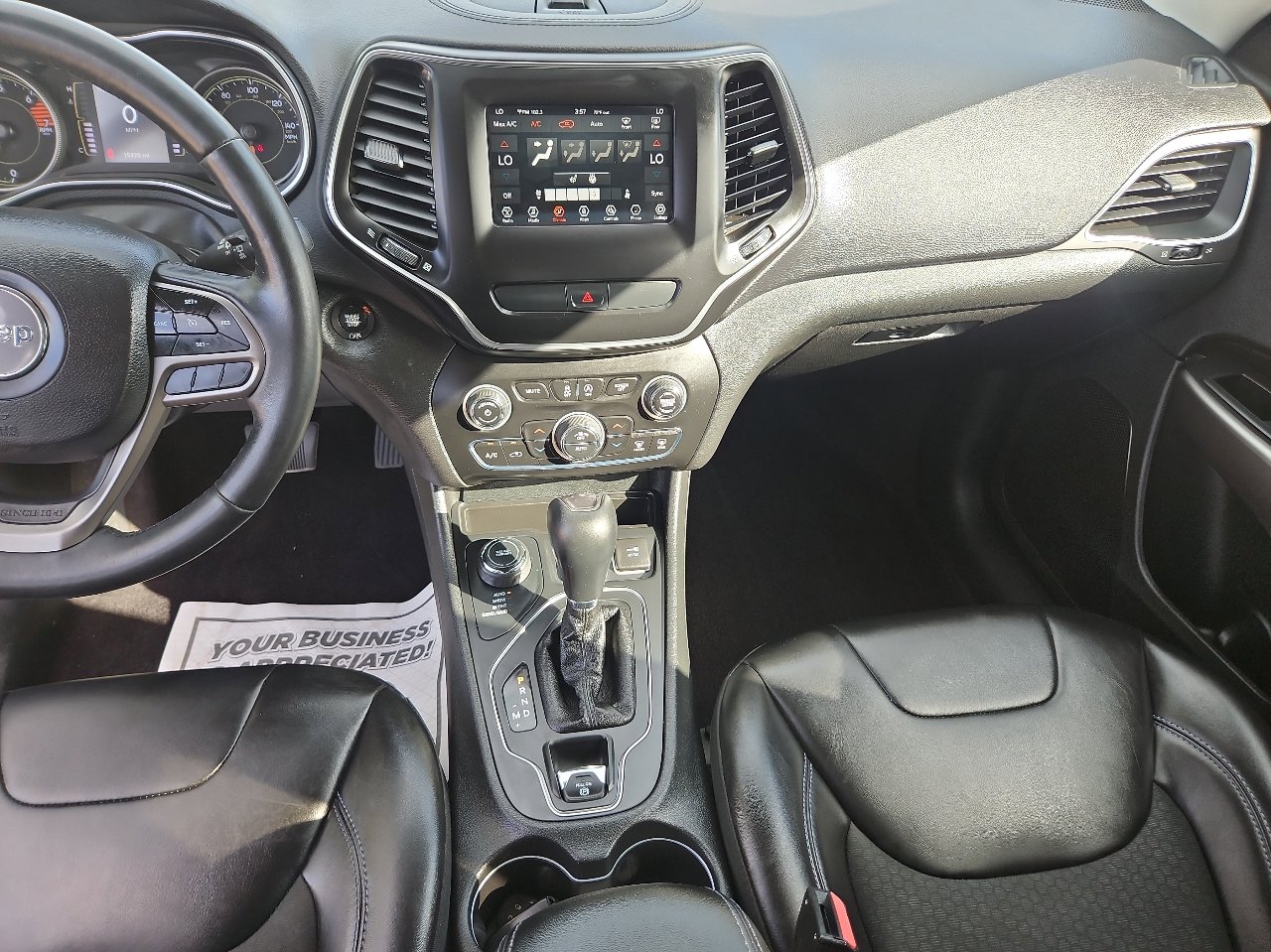 Used 2019 Jeep Cherokee Latitude Plus w/ Comfort/Convenience Group image 23