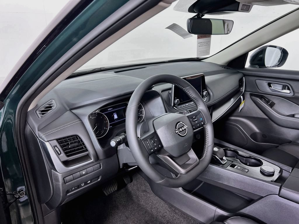 New 2026 Nissan Rogue Dark Armor AWD/4WD image 8