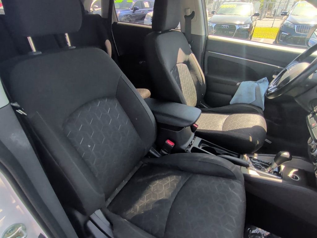 Used 2021 Mitsubishi Outlander Sport SE image 20