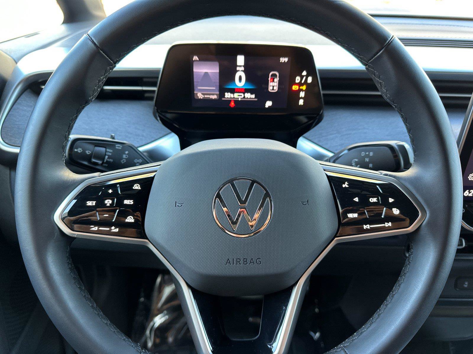New 2025 Volkswagen ID. Buzz Pro S RWD image 24