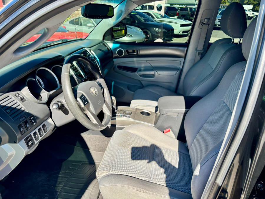Used 2012 Toyota Tacoma 4x4 Double Cab image 11