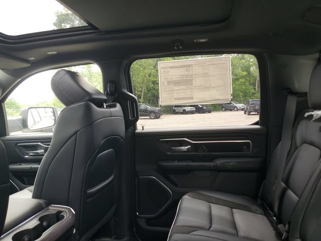 New 2026 RAM 1500 Laramie w/ Sport Appearance Package AWD/4WD image 9