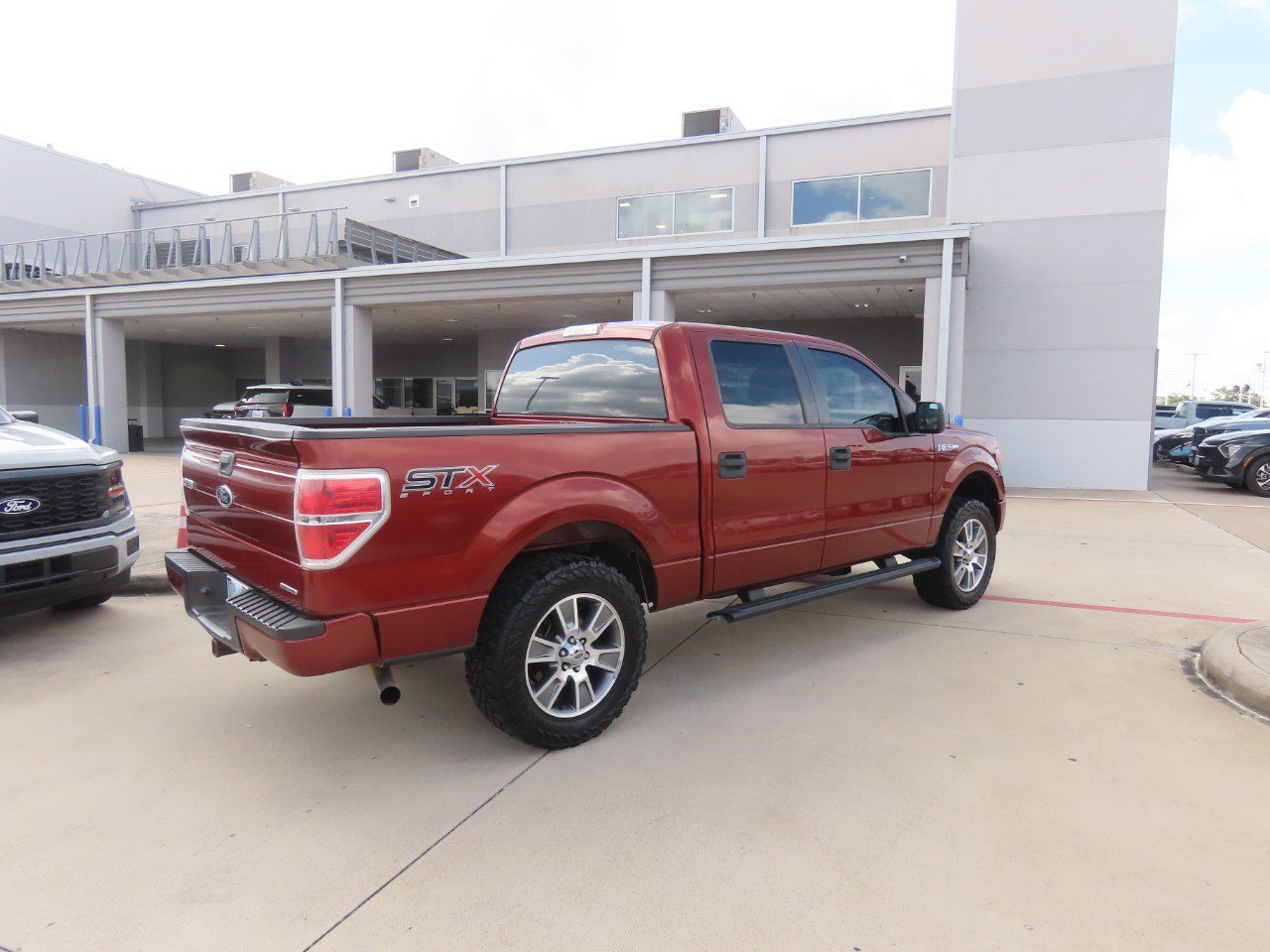 Used 2014 Ford F150 STX w/ Equipment Group 201A Mid RWD image 11
